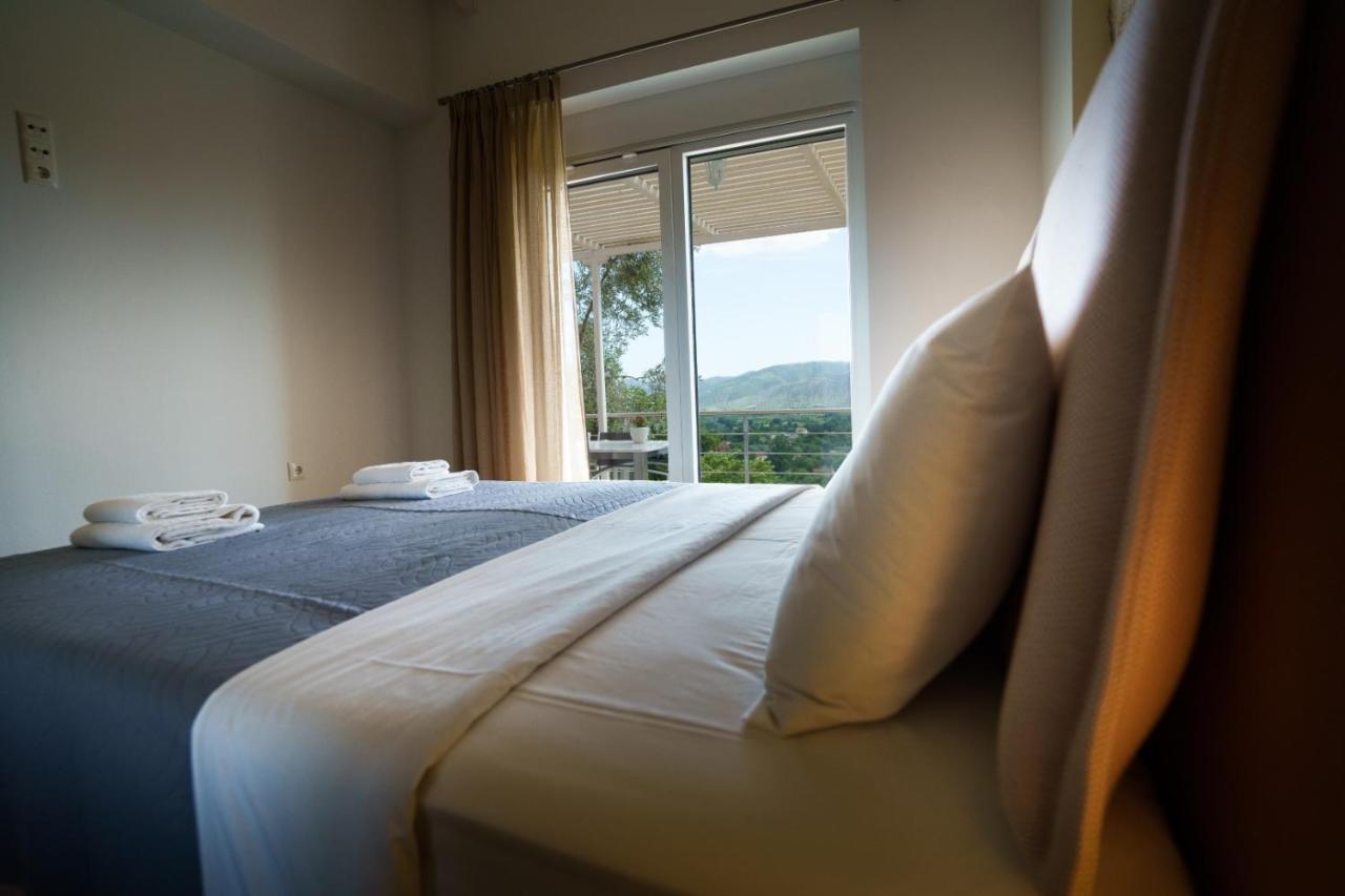Astrali Stone Villas 帕拉米夏 外观 照片