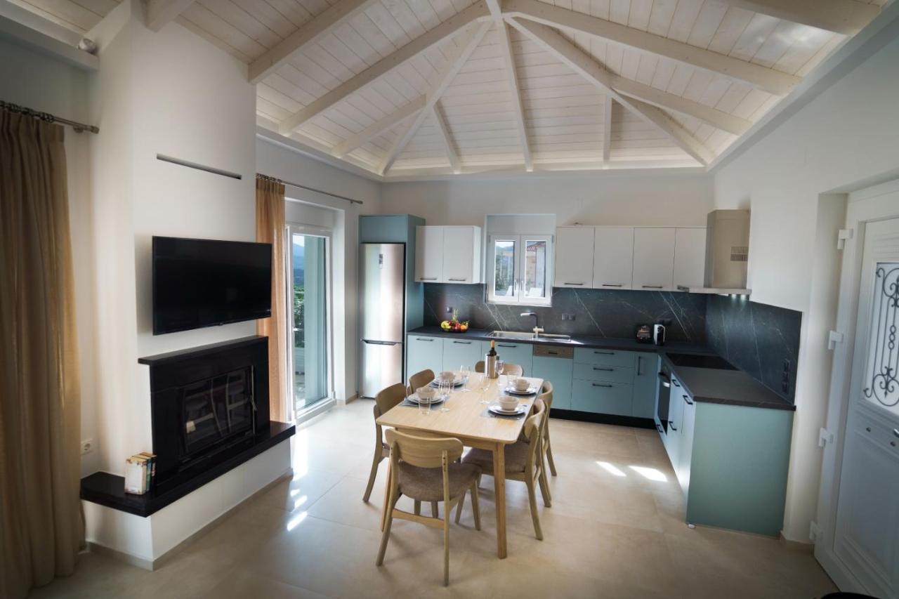 Astrali Stone Villas 帕拉米夏 外观 照片