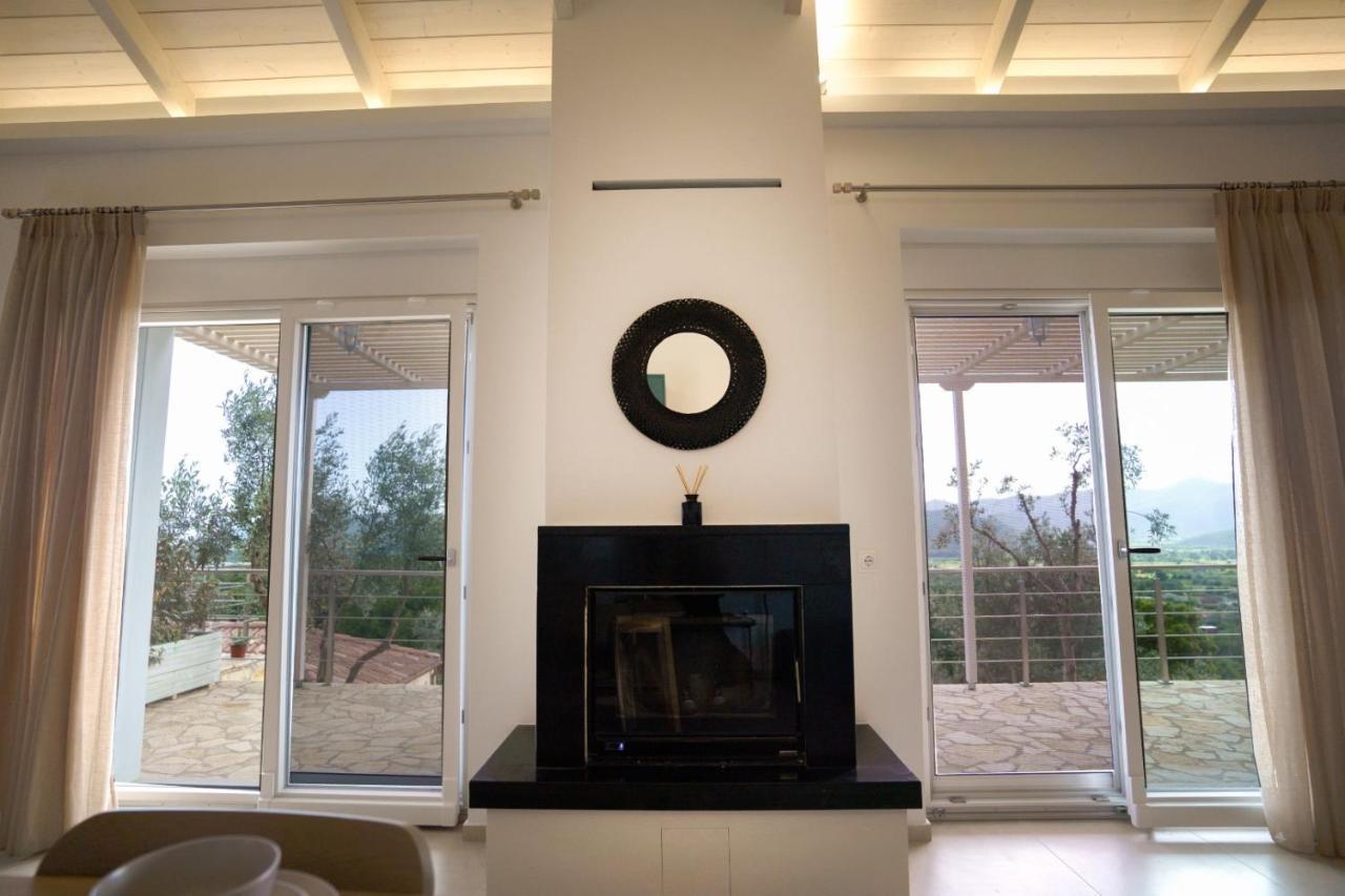 Astrali Stone Villas 帕拉米夏 外观 照片