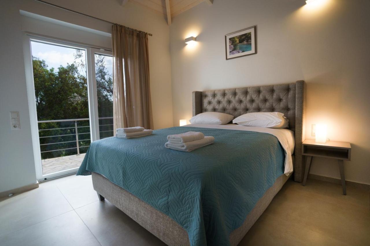 Astrali Stone Villas 帕拉米夏 外观 照片