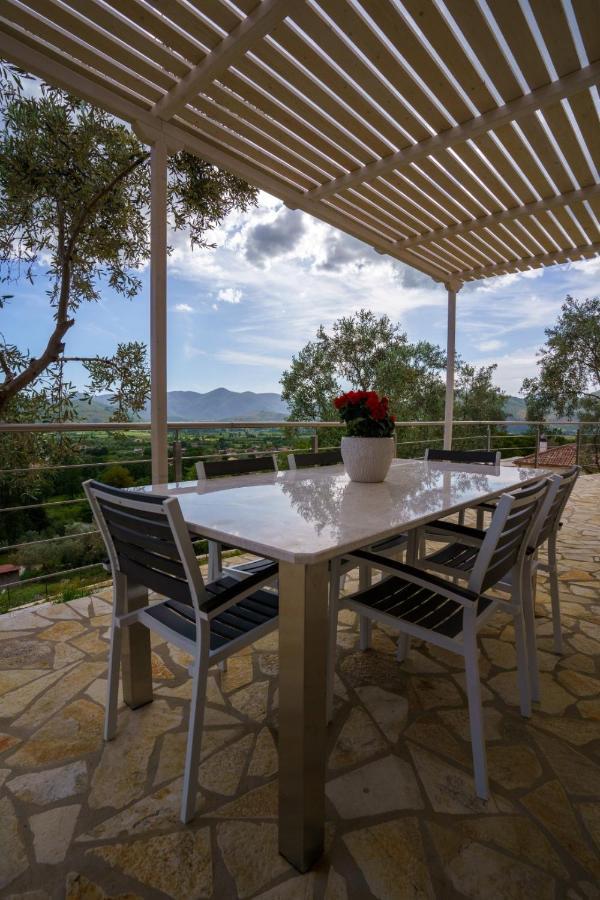 Astrali Stone Villas 帕拉米夏 外观 照片