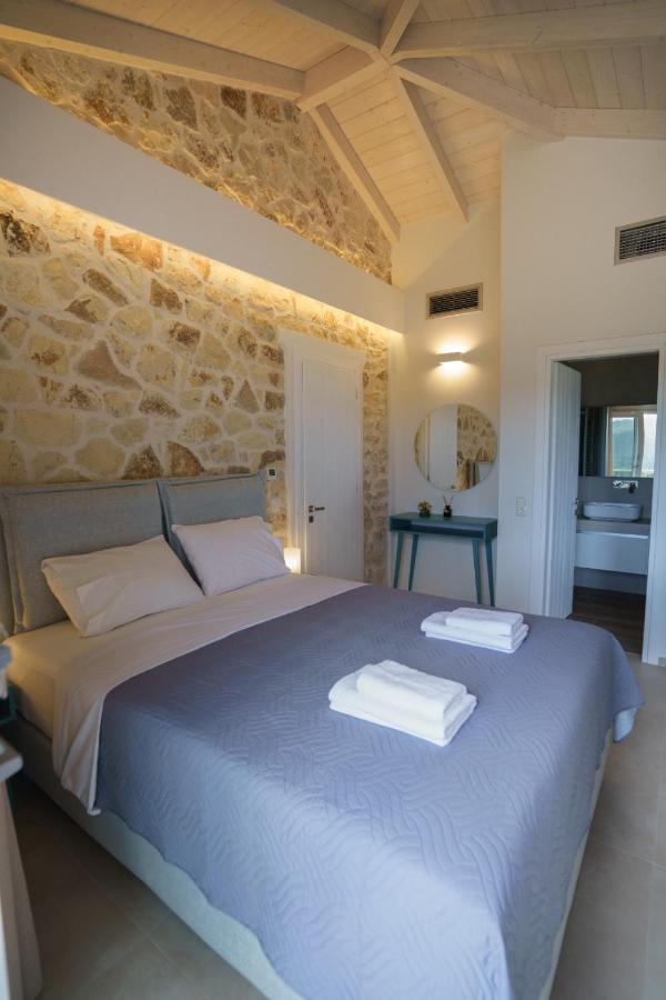Astrali Stone Villas 帕拉米夏 外观 照片