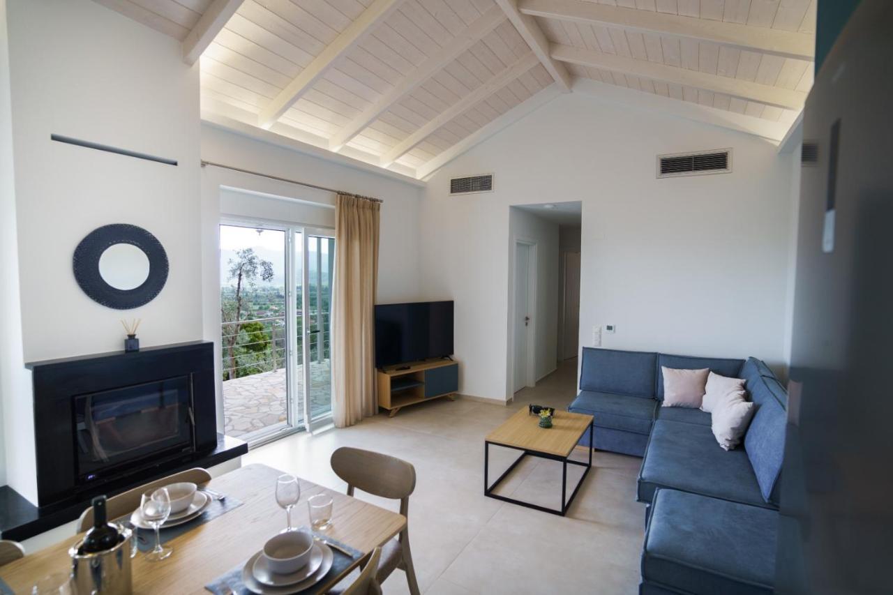 Astrali Stone Villas 帕拉米夏 外观 照片