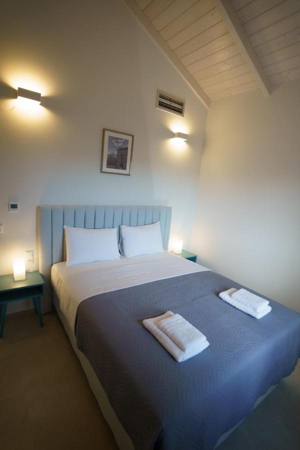 Astrali Stone Villas 帕拉米夏 外观 照片
