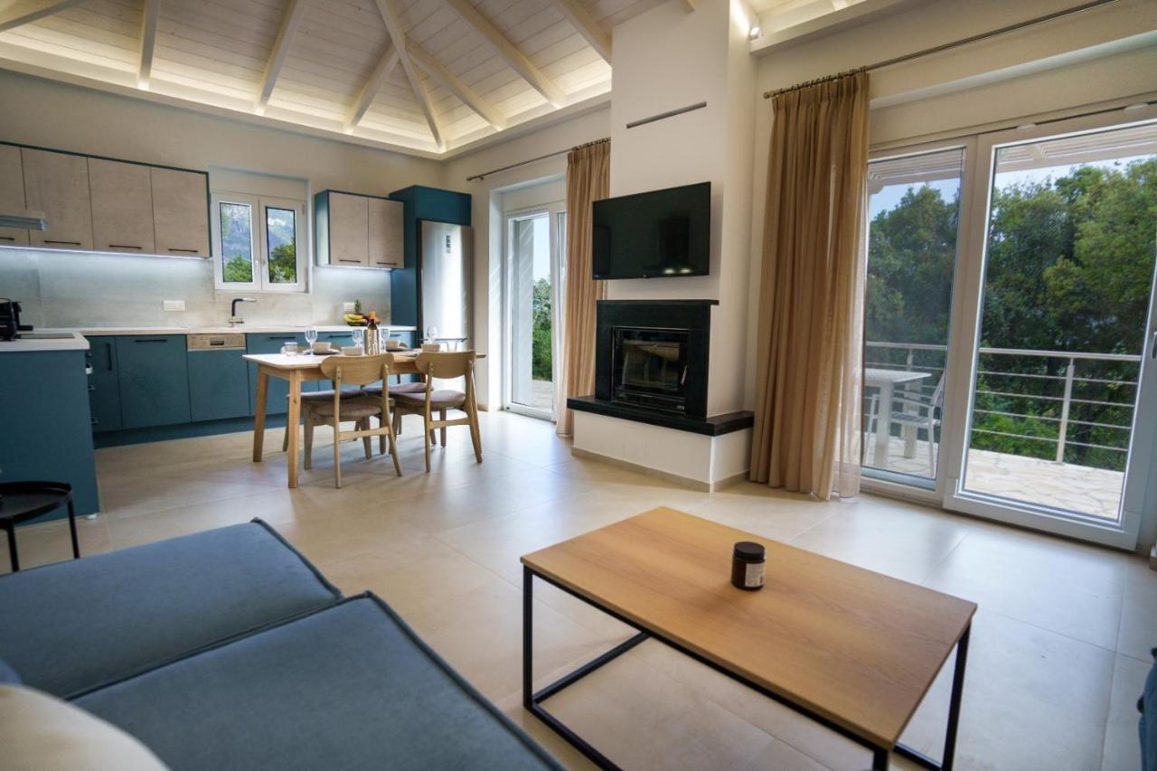 Astrali Stone Villas 帕拉米夏 外观 照片